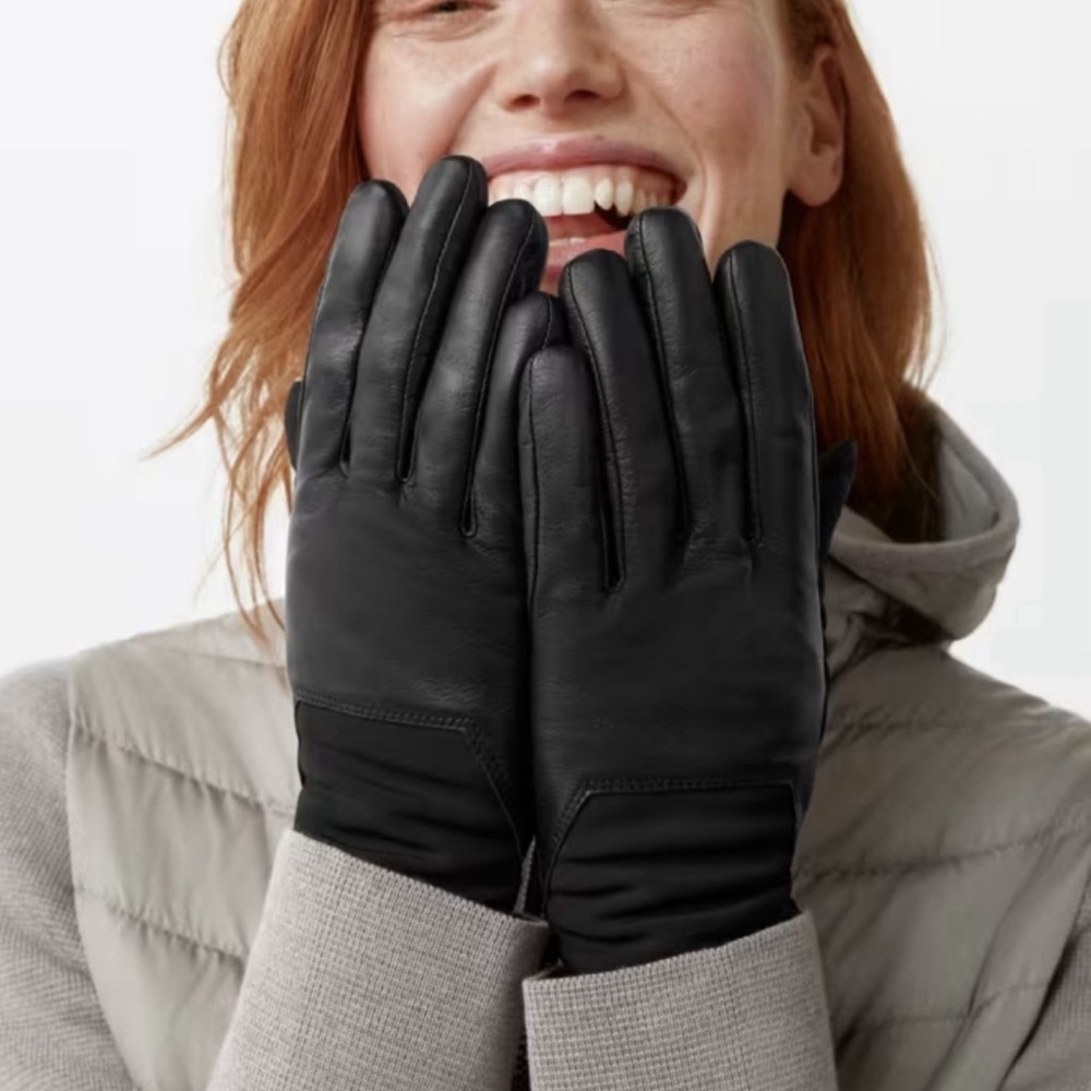 Canada Goose Mixed Media Gloves - Touchscreen Compatible - Black, Size Small